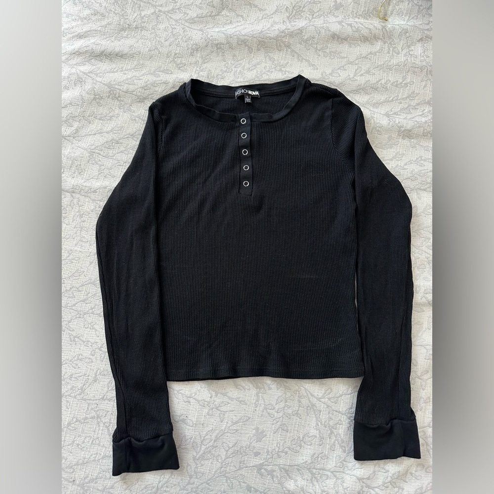 Fashion Nova Shirt - Picture 5 of 5